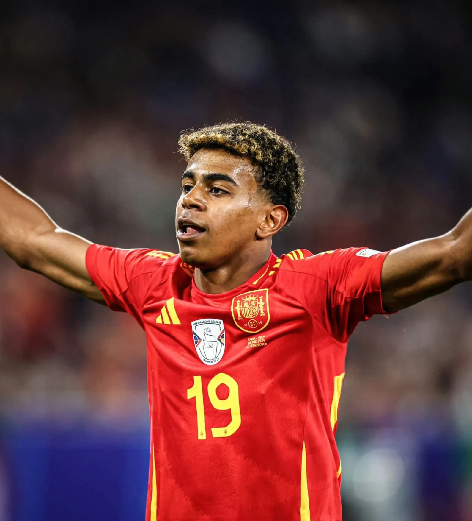 爱游戏登录-阿尔梅里亚队员的表现受到赞誉