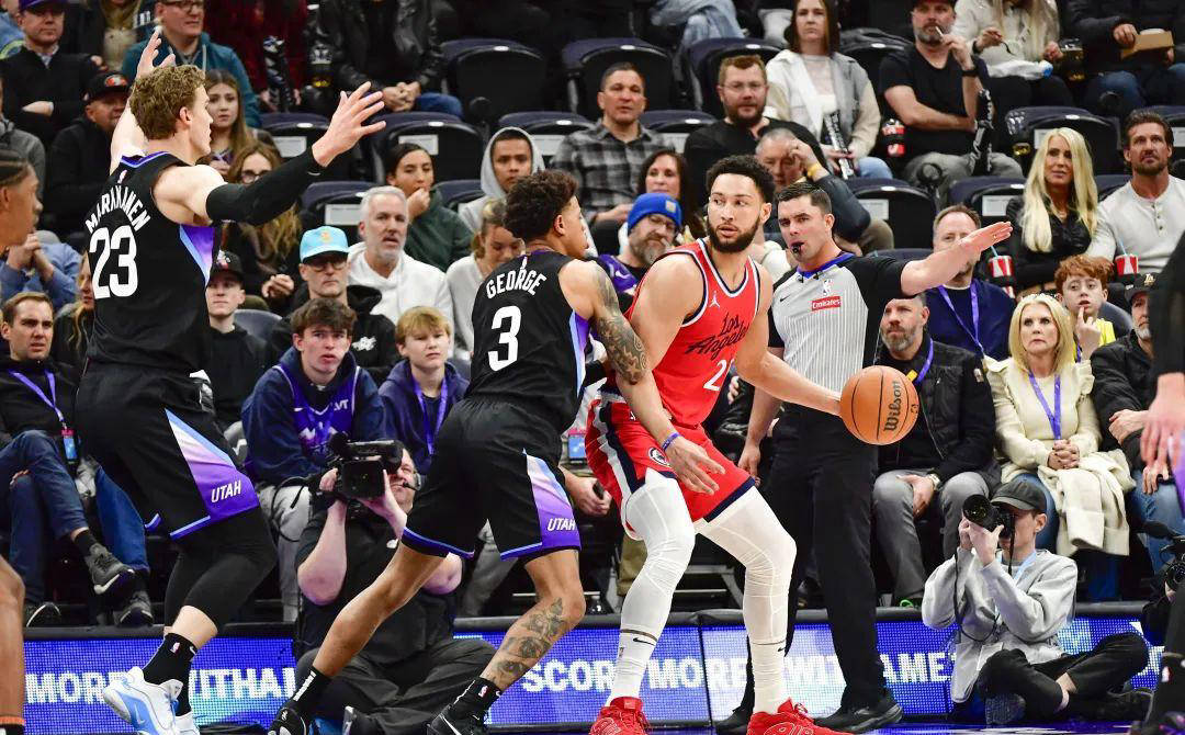 爱游戏网页版登录入口-快船客场战胜篮网稳居西部榜首的简单介绍