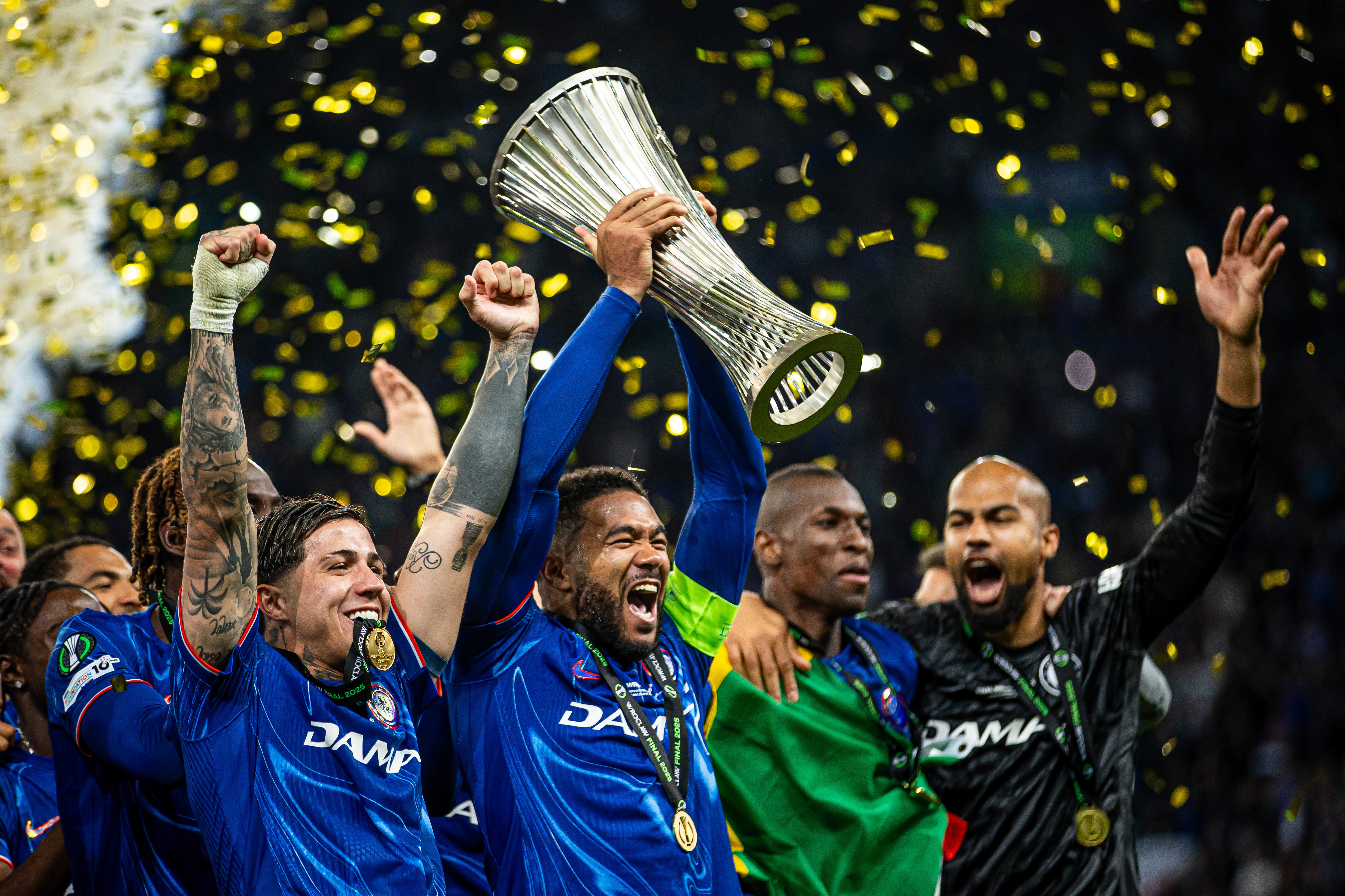 圣埃蒂安队联赛轻松胜利,稳居前列 圣埃蒂安队联赛轻松胜利,稳居前列