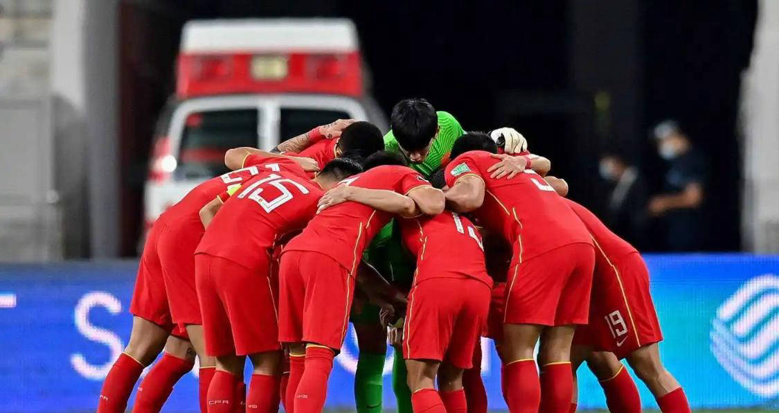 爱游戏娱乐-国内足球联赛节奏明快，球队演绎精彩战术的简单介绍